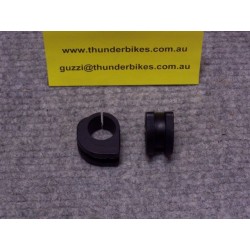 Rubbers tank support